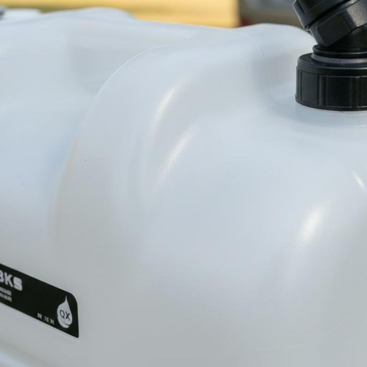 Black Portable Water Tank with Faucet and Wheels Q331
